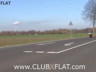 Clubxflat- biker kindje towed na breakdown: gratis porno ba