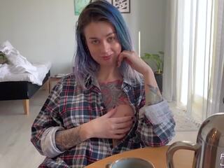 Ung hemmafru älskar morgon kön - sperma i min coffee. | xhamster