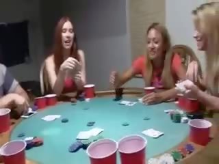 Mlada najstnice fukanje na poker noč