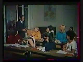 Initiations au pensionnat 1980, Libre x tsek pornograpya video 51