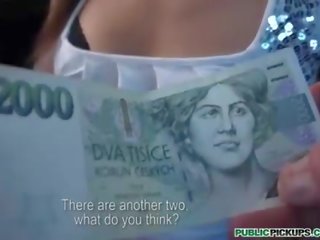 Enticing amatér paid peníze pro veřejné x jmenovitý klip